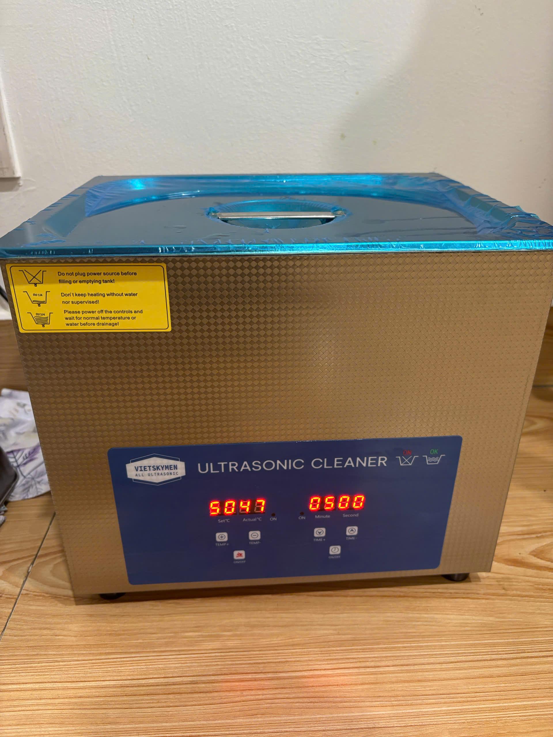 Bể Rửa Siêu Âm Làm Sạch Công Cụ Y Tế: 5 Lợi Ích Vượt Trội 2024